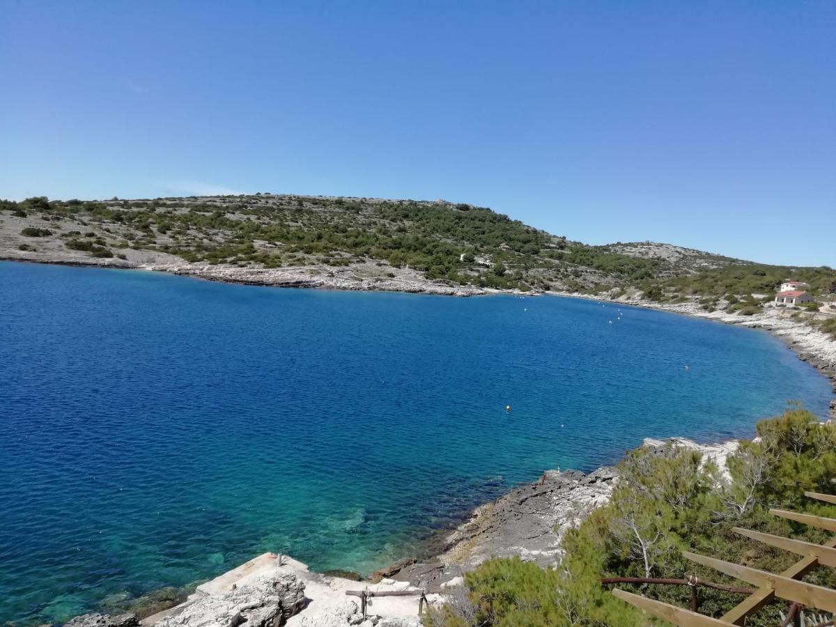 Poseidon Holiday Guesthouse Жирье Экстерьер фото